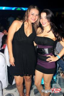 Foto 15 de Julio 27 del 2013 en Living Night Club, Cali