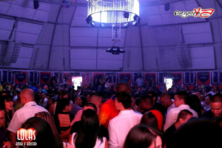Foto 135 de Lolas Club - Amor y Amistad en Lolas Club Menga Cali, Cali