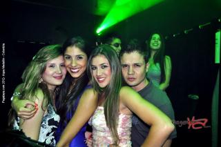 Foto 12 de Discoteca Aqua Medellin - 2 de junio en Discoteca Aqua Medellin, Medellín