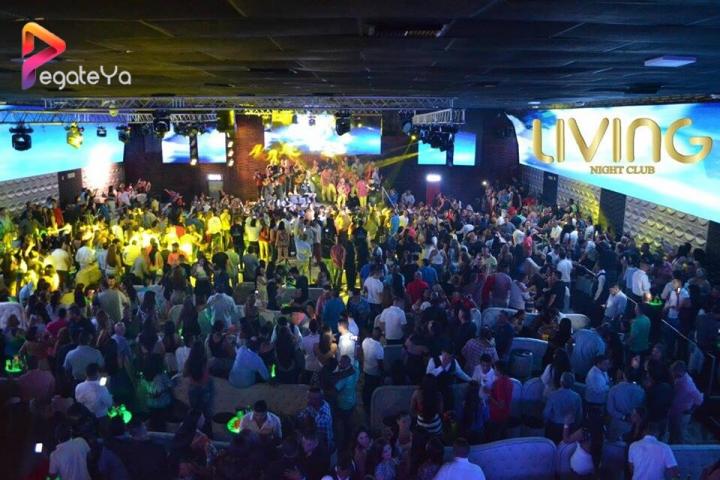 Foto 18 de Living Night Club - 1er fds Mayo 2016 en Living Night Club, Cali