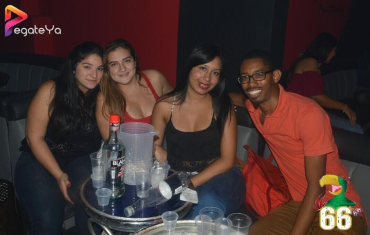 Foto 5 de La lora Bar - 2do Fds Mayo 2016 en La Lora Bar, Cali
