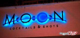 Foto 2 de Octubre 04 del 2013 en Moon Cocktail & Shots