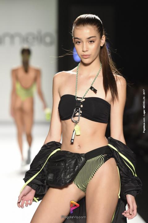 Foto 15 de Fotos Chamela - Colombiamoda 2017 en Fotos Colombiamoda, Medellín
