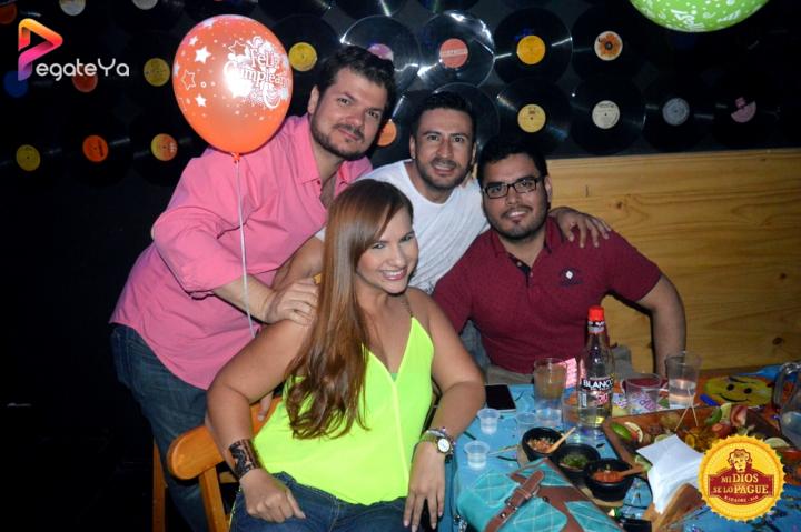 Foto 14 de Mi Dios Se Lo Pague - 3er FDS OCT 2015 en Fonda Mi Dios Se Lo Pague, Cali