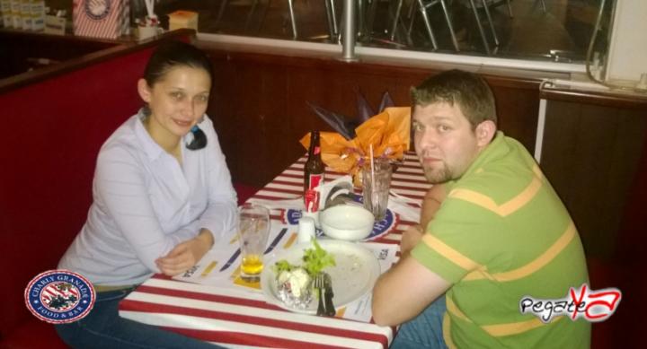 Foto 20 de Charly Food Bar - 4to FDS Octubre 2014 en Charly Food Bar, Cali