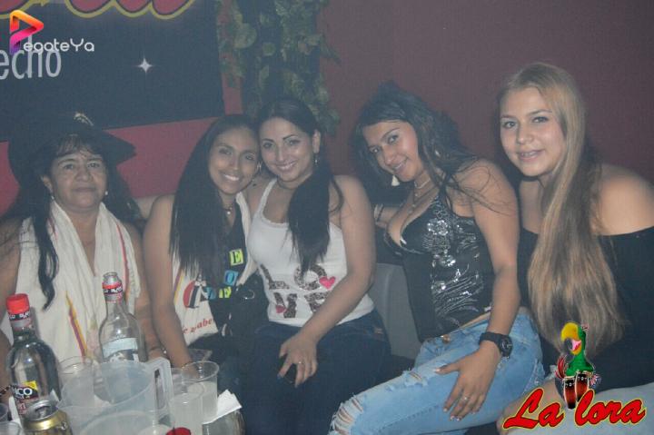 Foto 54 de La lora Bar - FERIA DE CALI Dic 2016 en La Lora Bar, Cali