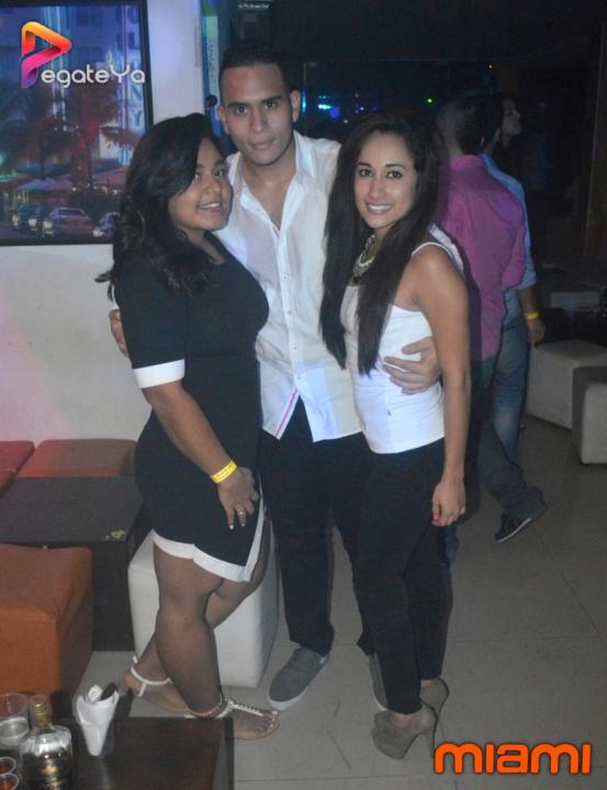 Foto 33 de Miami Bar - Amor y Amistad 2015 en Miami Bar Cali, Cali