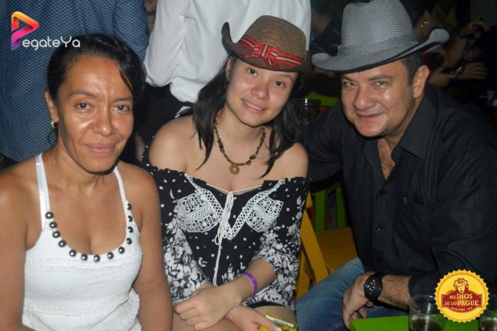 Foto 10 de Mi Dios Se Lo Pague - Feria 2015 en Fonda Mi Dios Se Lo Pague, Cali