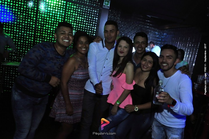 Foto 26 de PISO V - sábado 2 de sep 2017 en Bar Piso V Bucaramanga, Bucaramanga