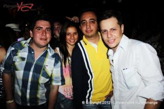 Foto 94 de Viernes 17 de Agosto de 2012 en Discoteca La Vecindad Bucaramanga, Bucaramanga