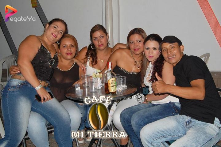 Foto 4 de Cafe Mi Tierra- 1er Fds Abril 2016 en Cafe Mi Tierra, Cali
