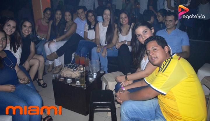Foto 19 de Miami Bar . 5to FDS Abril 2015 en Miami Bar Cali, Cali