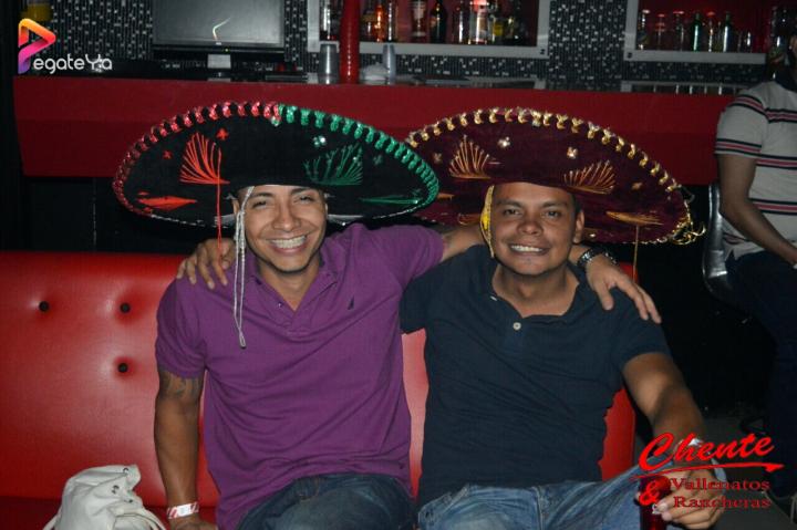 Foto 14 de Chente - 5to FDS Abril 2016 en CHENTE Vallenatos y Rancheras, Cali