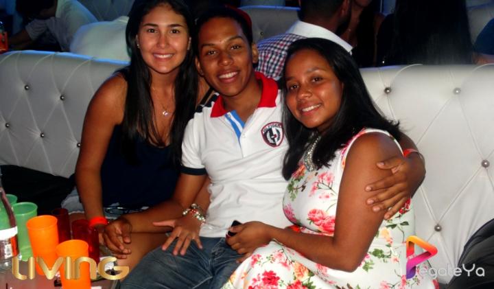 Foto 37 de Living - 2do FDS Abril 2015 en Living Night Club, Cali