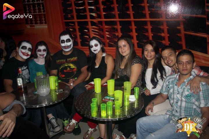 Foto 23 de El DF Club - Hallowen 2016 en El DF Club Discoteca