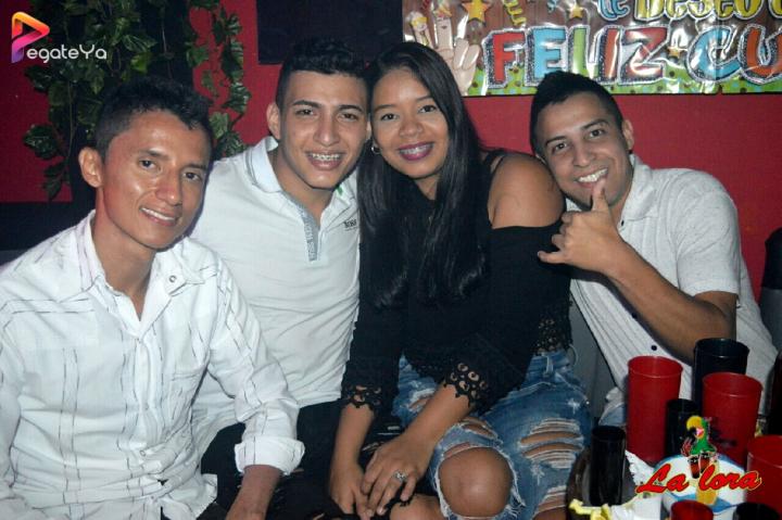 Foto 35 de La Lora - 3er Fds Abril 2017 en La Lora Bar, Cali