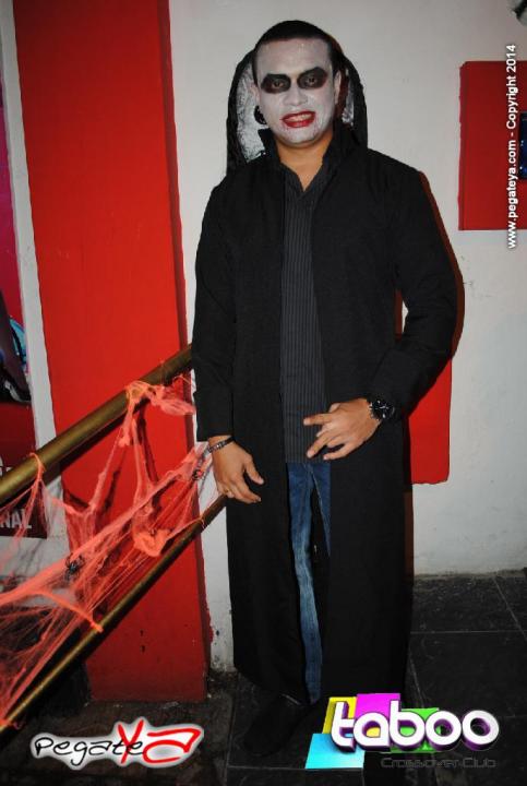 Foto 10 de Taboo Halloween 2014 en Discoteca Taboo Cartagena, Cartagena