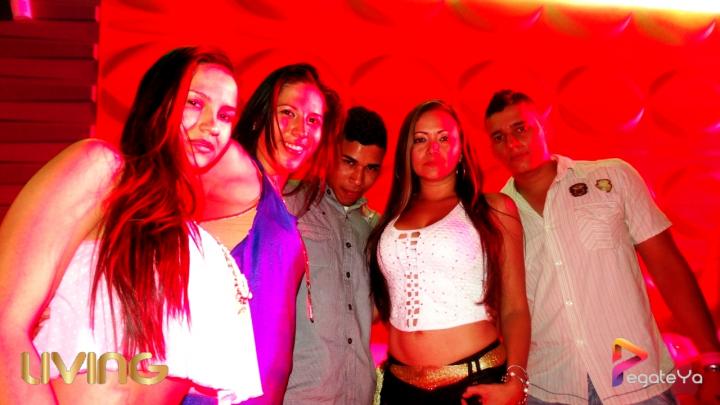 Foto 41 de Living Night Club - marzo 8 Del 2015 en Living Night Club, Cali