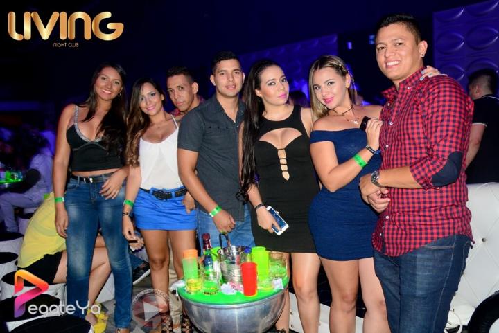 Foto 14 de Living Night Club - 4to fds Junio 2016 en Living Night Club, Cali