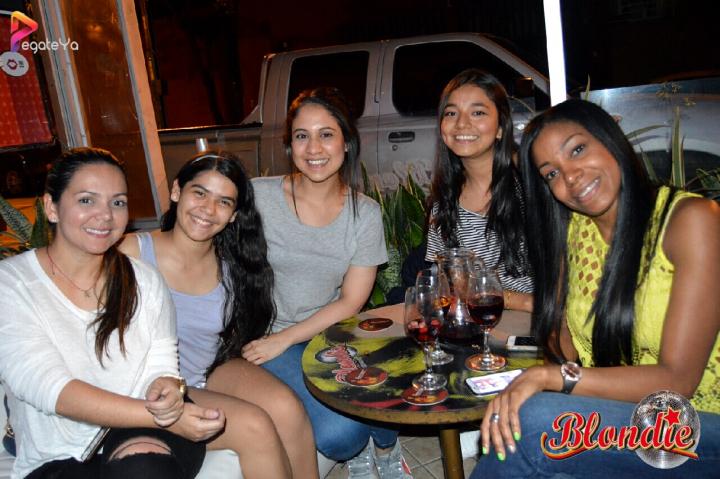 Foto 33 de Blondie - 3er Fds Abril 2017 en Blondie Bar Cali, Cali