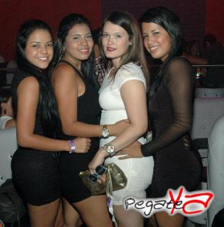 Foto 38 de Septiembre 14 del 2013 en Living Night Club, Cali