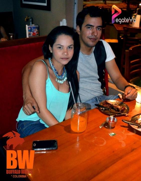 Foto 12 de Bufalo Wings - 3er FDS Agosto 2015 en Búfalo Wings - Cali, Cali