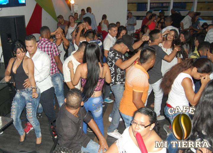 Foto 8 de Cafe mi Tierra - 3er Fds Abril 2016 en Cafe Mi Tierra, Cali