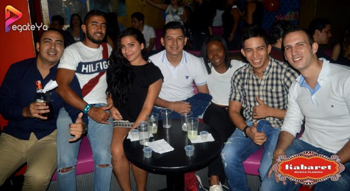 Foto 19 de Kabaret Bar - 1er Fds Mayo 2017 en Kabaret - Granada, Cali