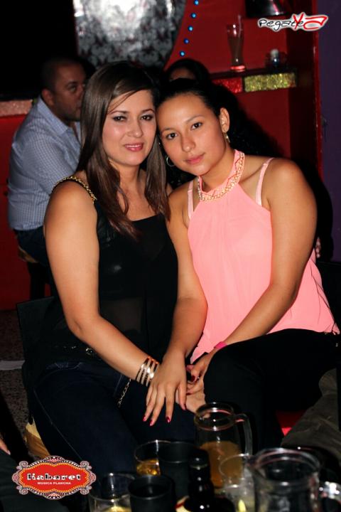 Foto 4 de Kabaret Bar - Amor y Amistad en Kabaret - Granada, Cali