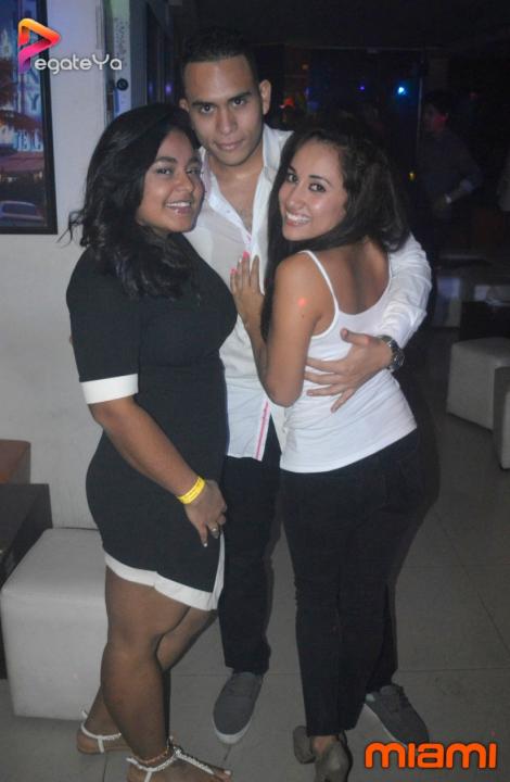 Foto 34 de Miami Bar - Amor y Amistad 2015 en Miami Bar Cali, Cali