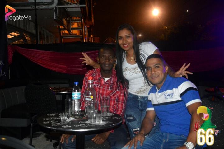 Foto 21 de La lora Bar - 5TO Fds Abril 2016 en La Lora Bar, Cali