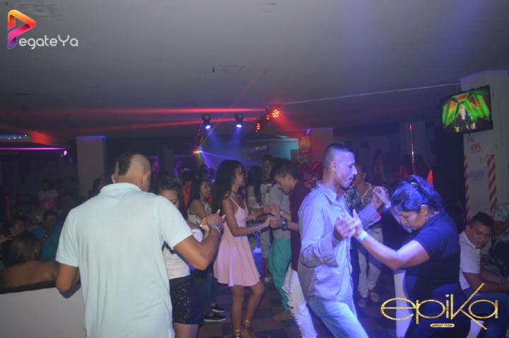Foto 23 de Epika - 2do FDS Dic. 2016 en Epika Night Club, Cali