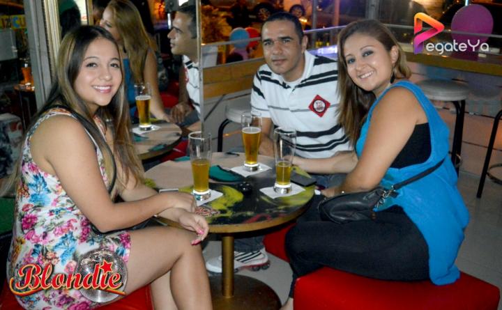 Foto 7 de Blondie - 4to FDS Agosto 2015 en Blondie Bar Cali, Cali