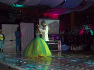Foto 4 de Los 15 de Mapis Gomez en Los 15 de Mapis Gomez