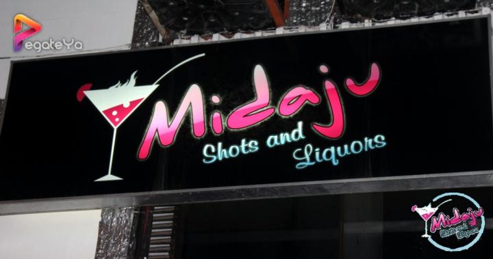 Foto 19 de Midaju - 4to FDS Sept 2015 en Midaju Bar