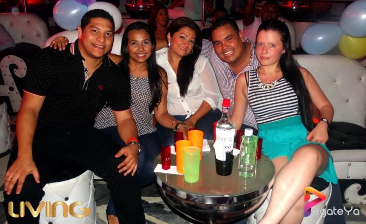 Foto 38 de Living - 2do FDS Abril 2015 en Living Night Club, Cali