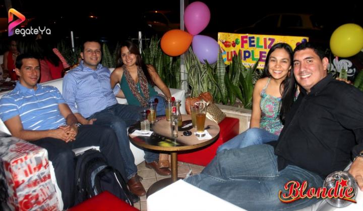 Foto 24 de Blondie - 1er FDS Oct 2015 en Blondie Bar Cali, Cali