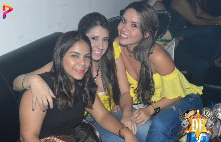 Foto 7 de EL DF - 3er/4to FDS Marzo 2017 en El DF Club Discoteca