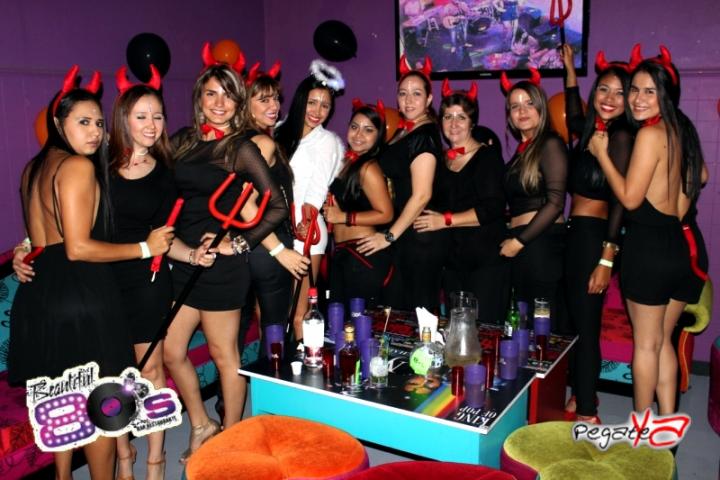 Foto 2 de Beautiful 80`s - Halloween 2014 en Beautiful 80`s Cali, Cali