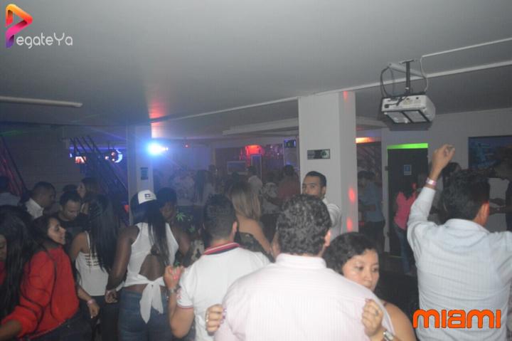 Foto 26 de Miami - 2do Fds Abril 2016 en Miami Bar Cali, Cali