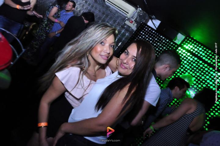 Foto 9 de PISO V - Sábado 5 de julio de 2017 en Bar Piso V Bucaramanga, Bucaramanga