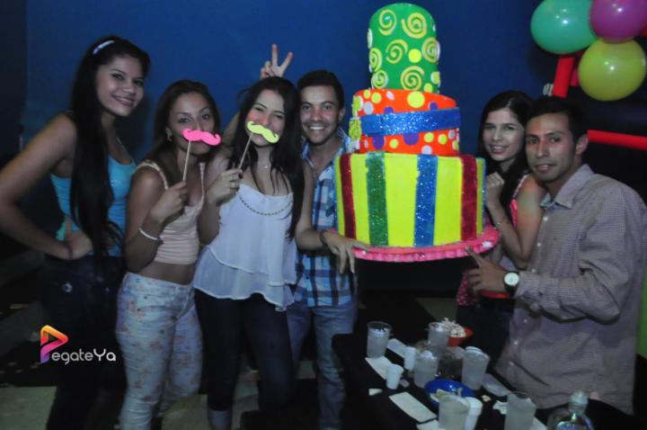 Foto 25 de El Manicomio sábado 30 de mayo 2015 en Discoteca El Manicomio Bucaramanga, Bucaramanga