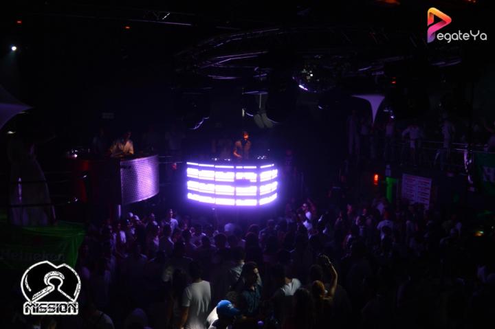 Foto 44 de 5ta Edicion Fiesta Blanca - Mission Club en Pegateya Cali, Cali