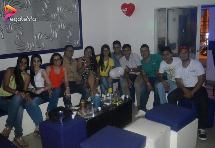 Foto 18 de Ahma Bar - Amor y Amistad 2015 en Ahma Cali, Cali