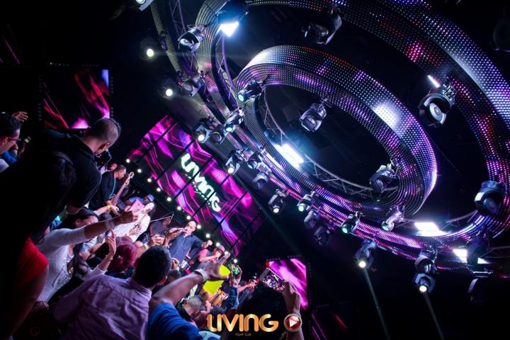 Foto 32 de Living - 1er & 2do Fds Octubre 2016 en Living Night Club, Cali