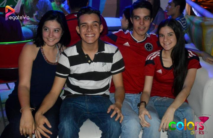Foto 3 de Colors Dinks - 4to FDS Junio 2015 en Colors Dinks, Cali