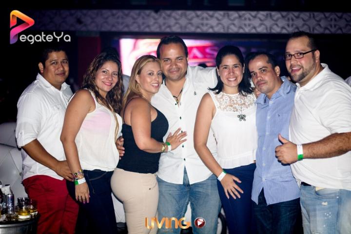Foto 16 de Living Night Club - 3er fds Junio 2016 en Living Night Club, Cali