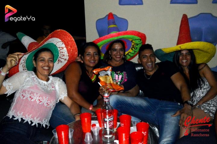 Foto 13 de CHENTE - 4to FDS FEBRERO 2016 en CHENTE Vallenatos y Rancheras, Cali