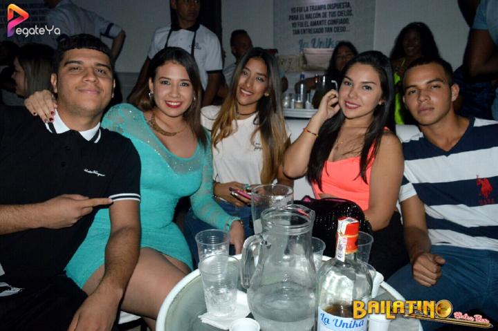 Foto 26 de Bailatino - 1er Fds Mayo 2017 en Bailatino - Bar, Cali