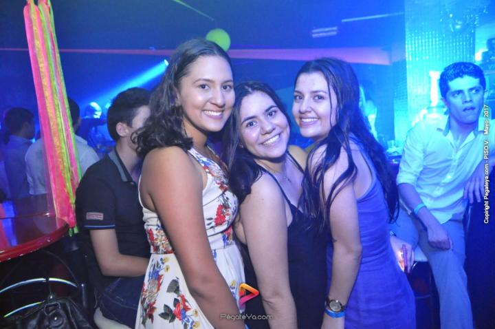 Foto 44 de PISO V - 27 de mayo de 2017 en Bar Piso V Bucaramanga, Bucaramanga